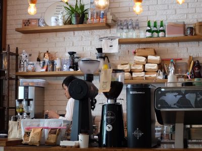 Cafes, Coffee Shops, Bars & Restaurants​